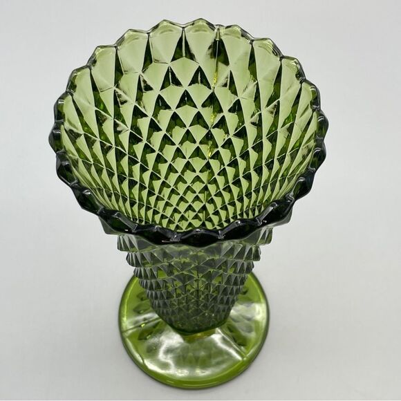 Vintage Indiana Glass Green Diamond Point Green Vase Pedestal - Picture 8 of 12